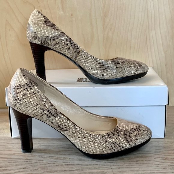 NIB - ANNE KLEIN "Clemence" Heels (7.5) - Picture 2 of 6